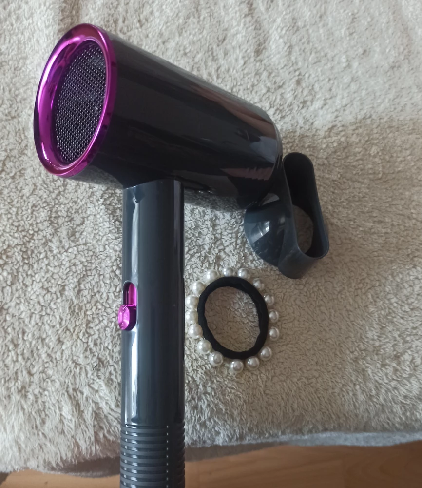 Фен мощный, мне понравился