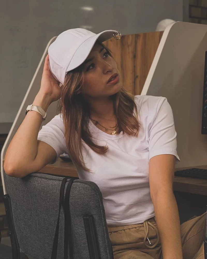 Сочетание качества и цены просто поражает - это один из лучших топов, которые у меня были. Очень рекомендую!