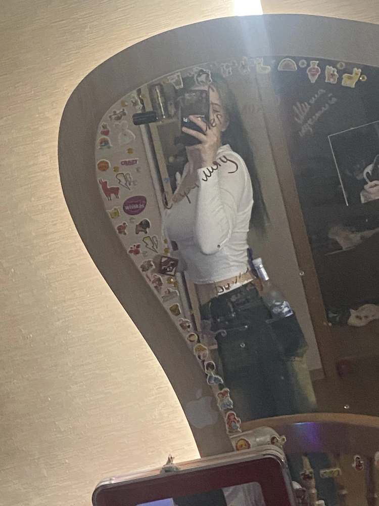 Имба,водка в корман задний поместилась
Всем пиво!