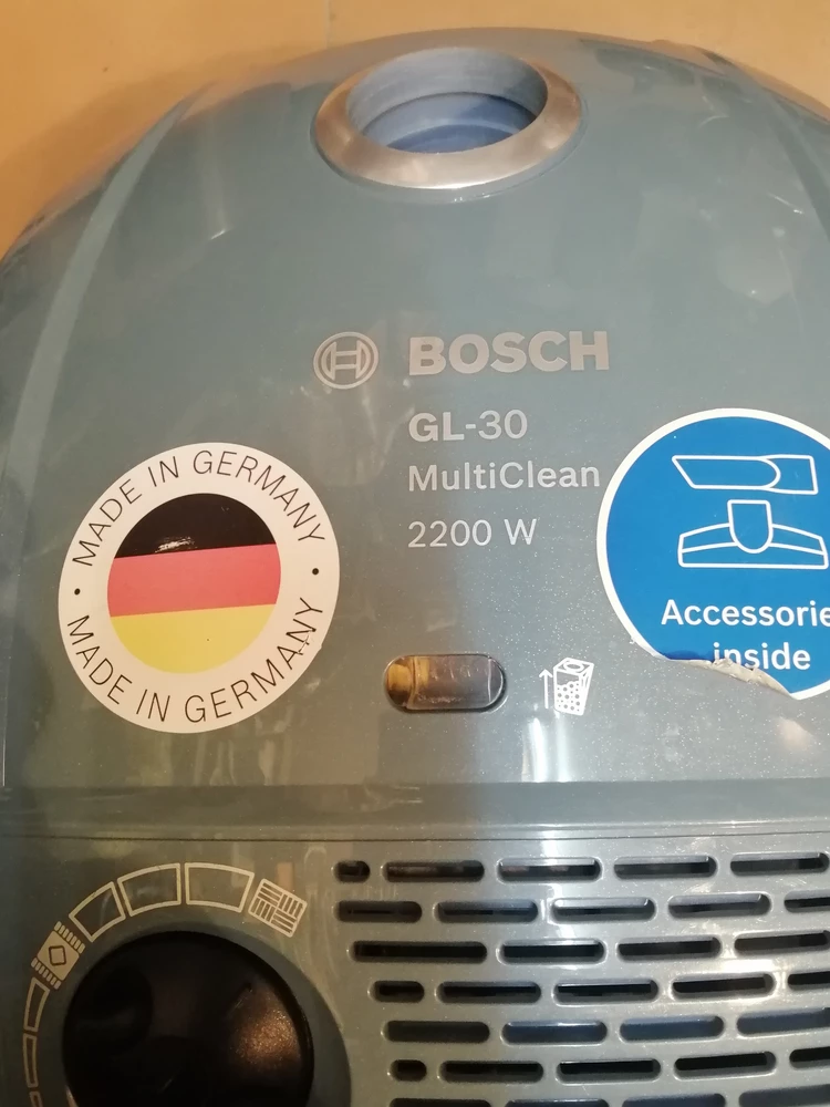 Хороший двигатель, подошёл на Bosch CL-30 2200W