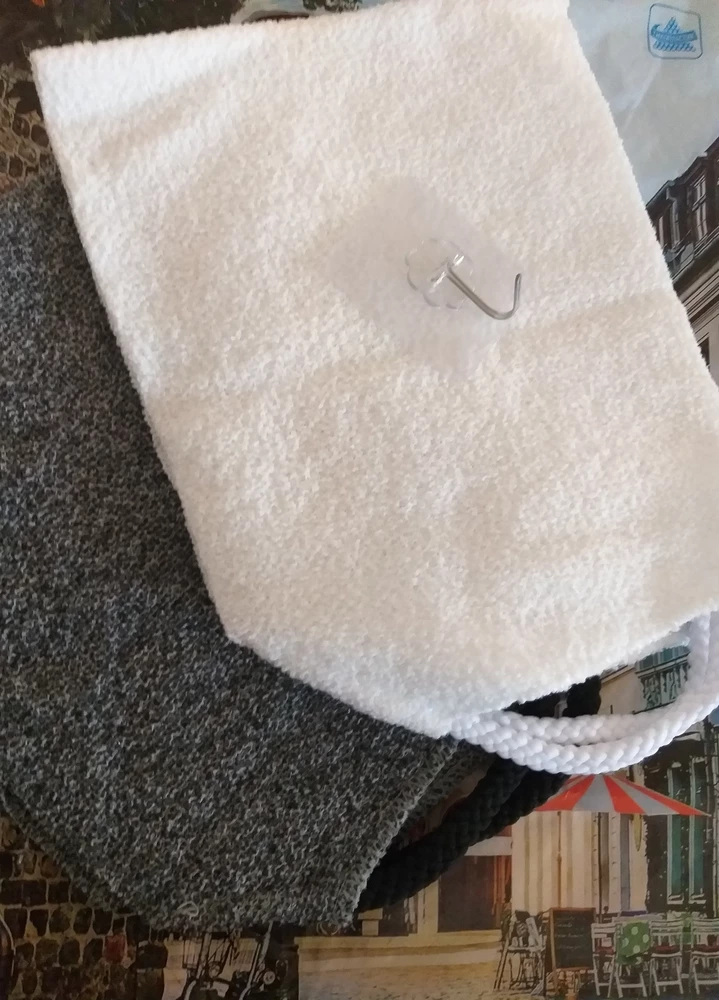 Качество 5+, отдельное спасибо продавцу за крючок 🌹🌹🌹