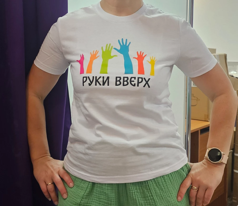 Ваш размерный ряд совсем не совпадает. Заказывала два размера 38 и 40. 38 черная маленькая и короткая как xxs, а не 38р. белая 40размер на ярлыке, а по факту 36. Очень обидно, хотела чуть свободнее. При том, что я обращалась к продавцу с просьбой помочь с выбором размера. Ответил - смотрите размерную сетку! Сетка не совпадает с реальными размерами. Я ношу 36/38размер, это ,s/m.