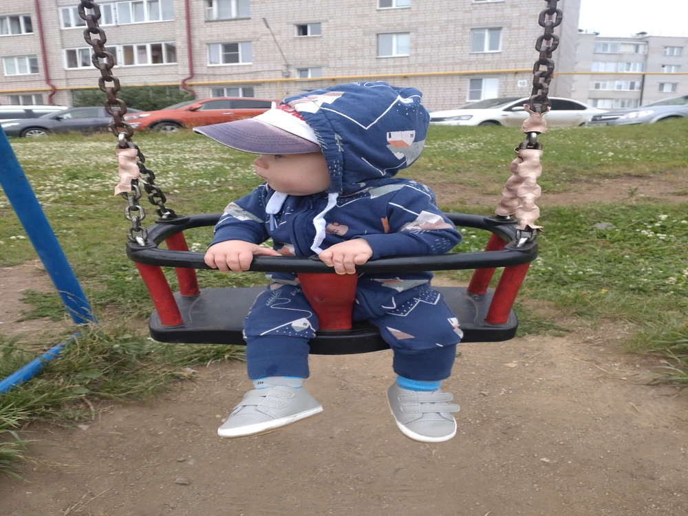 Всё отлично, ходим в них по улице. Мягкие, качество отлично, симпатичные. Спасибо производителю и продавцу