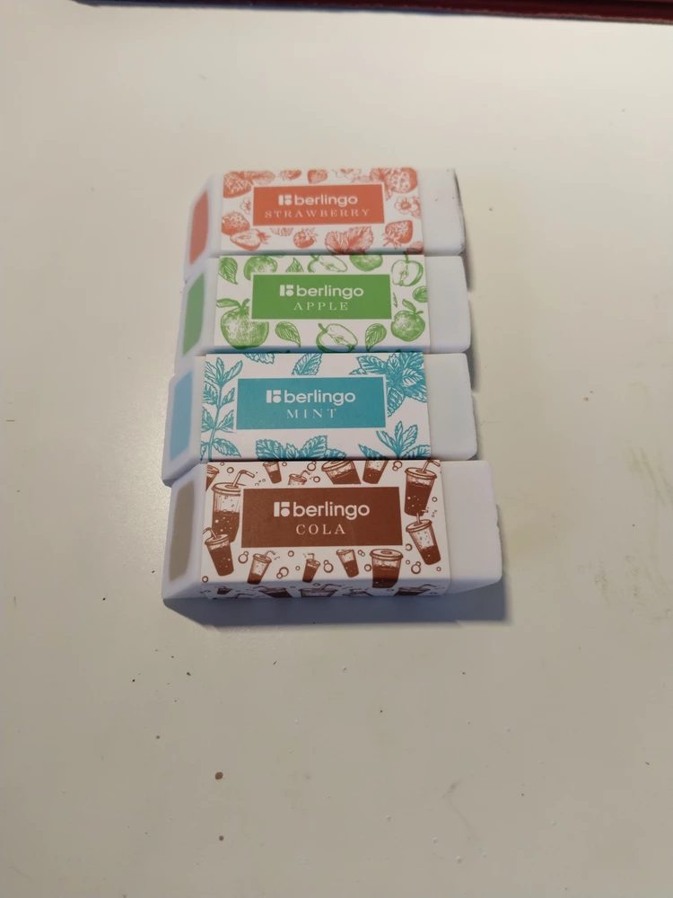 Ластики хорошие пришли вовремя хорошо стирает мягкий