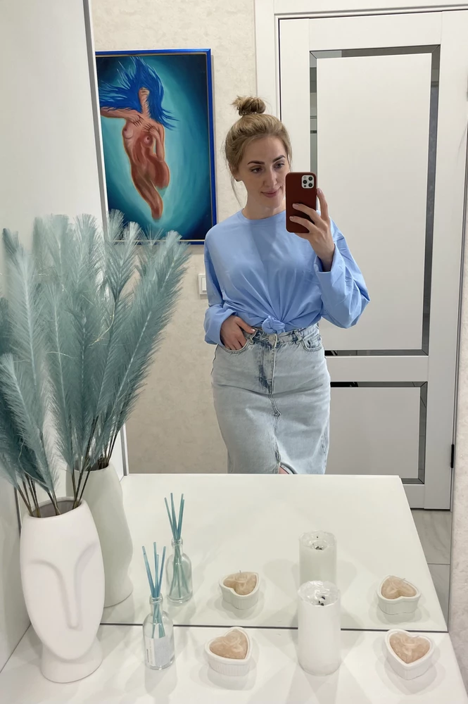 Классный лонгслив 🥰 выглядит стильно, пошит качественно💫 Спасибо продавцу❤️