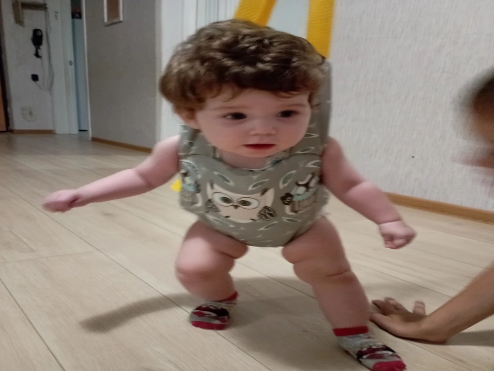 Очень понравились малышке, спасибо вам огромное. Она вот прям сразу поняла что в них нужно прыгать.