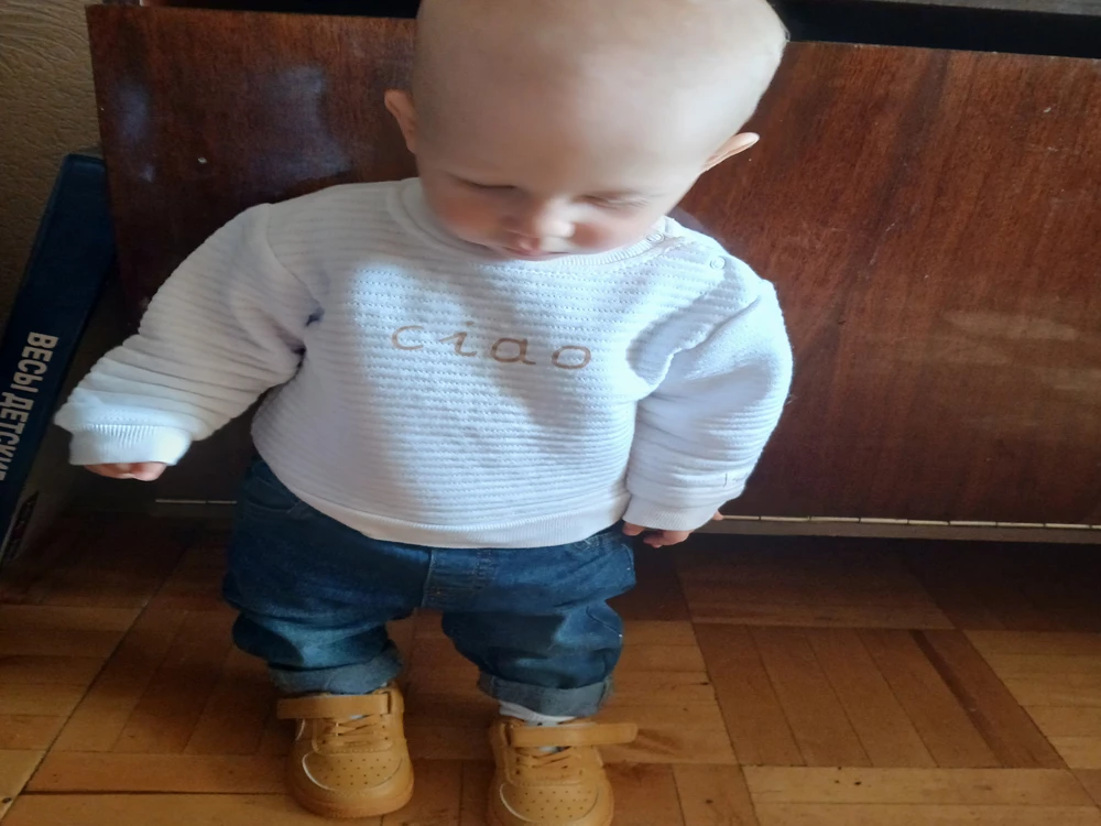 вообще огонь , плотные хорошие кроссовки