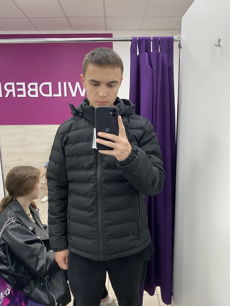 Села отлично, рекомендую
(Пятна на курточке-это от грязного стекла)