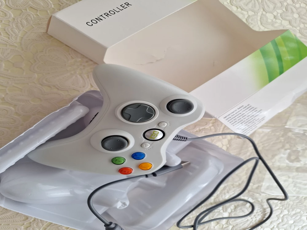 Покупал для xbox 360.  Работает четко. Даже не ожидал .... можно брать....