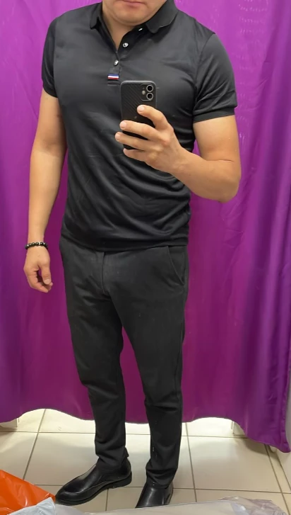 все как в описании, тянутся, да это синтетика с всеми последствиями - но они не растянутся и высветят а так за цену норм. размер подошел на мои 48-50