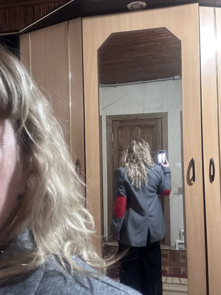 Пиджак супер, рекомендую. Качество отличное.