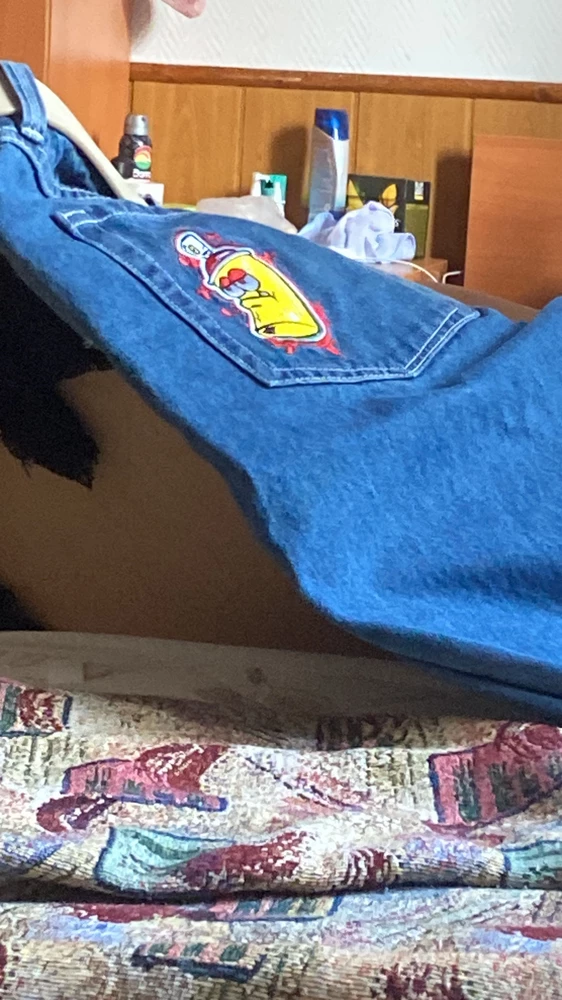 Отличные джинсы, минус одна звезда за то что я прищемил палец сегодня