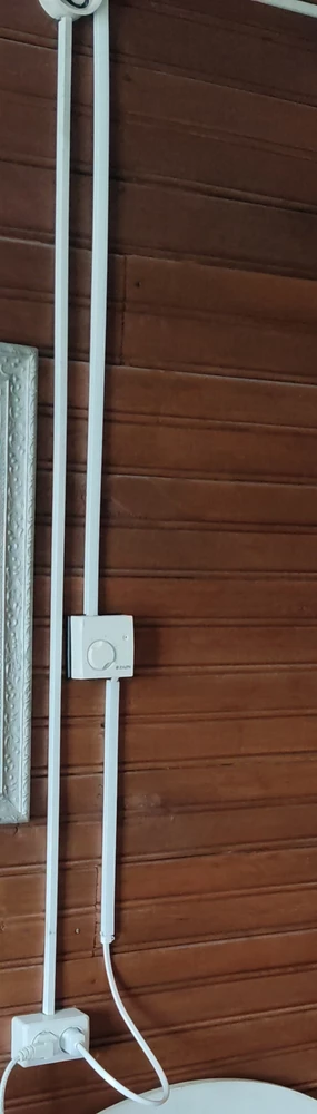 Отличный обогреватель.
С терморегулятором чуть чуть помучалась пока разобралась как его подключать. Подключила, все работает отлично.