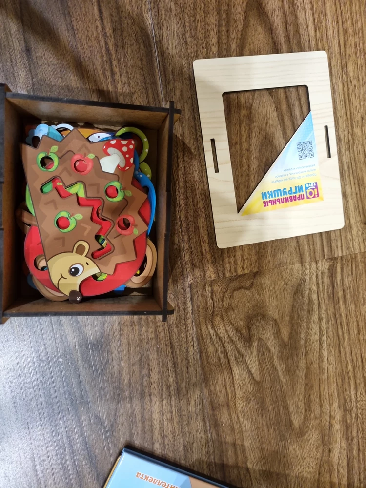 Хорошие трафареты, удобно научить ребёнка не выходить за линии и держать карандаш или ручку