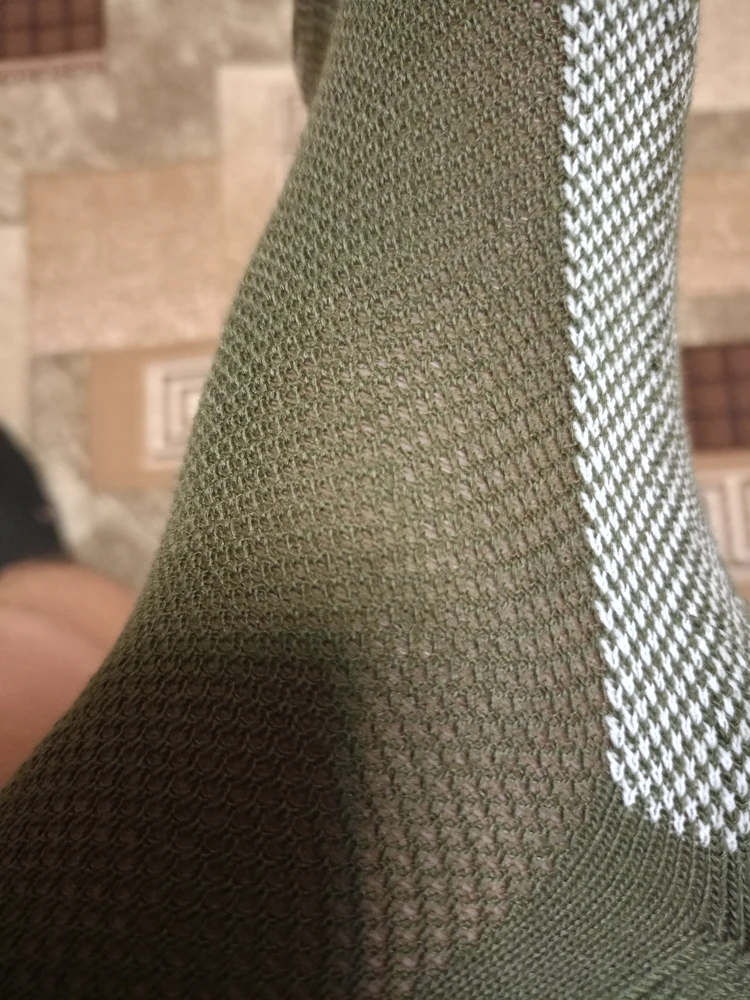 Я всё понимаю влаго защита уни просто через дырки всё уйдёт. Брал такой-же марки рыболов охотник есть с чем сравнивать. Эти носки реплика . Не советовал бы их носить при заморозков.