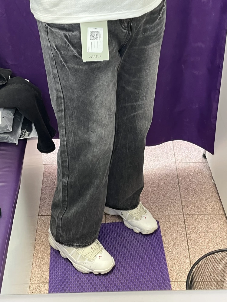 Хорошие джинсы, на мой XL, XXL сел отлично. По фасону как и хотел , качество отличное