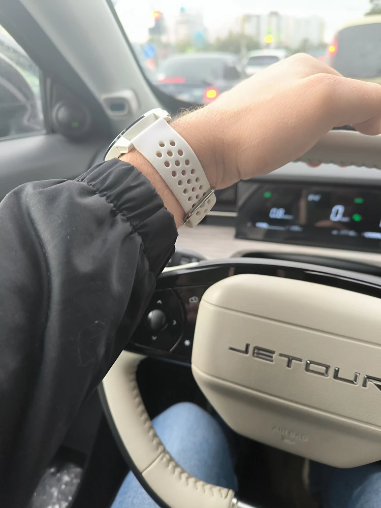 Отличный ремешок пришёл быстро 🚀