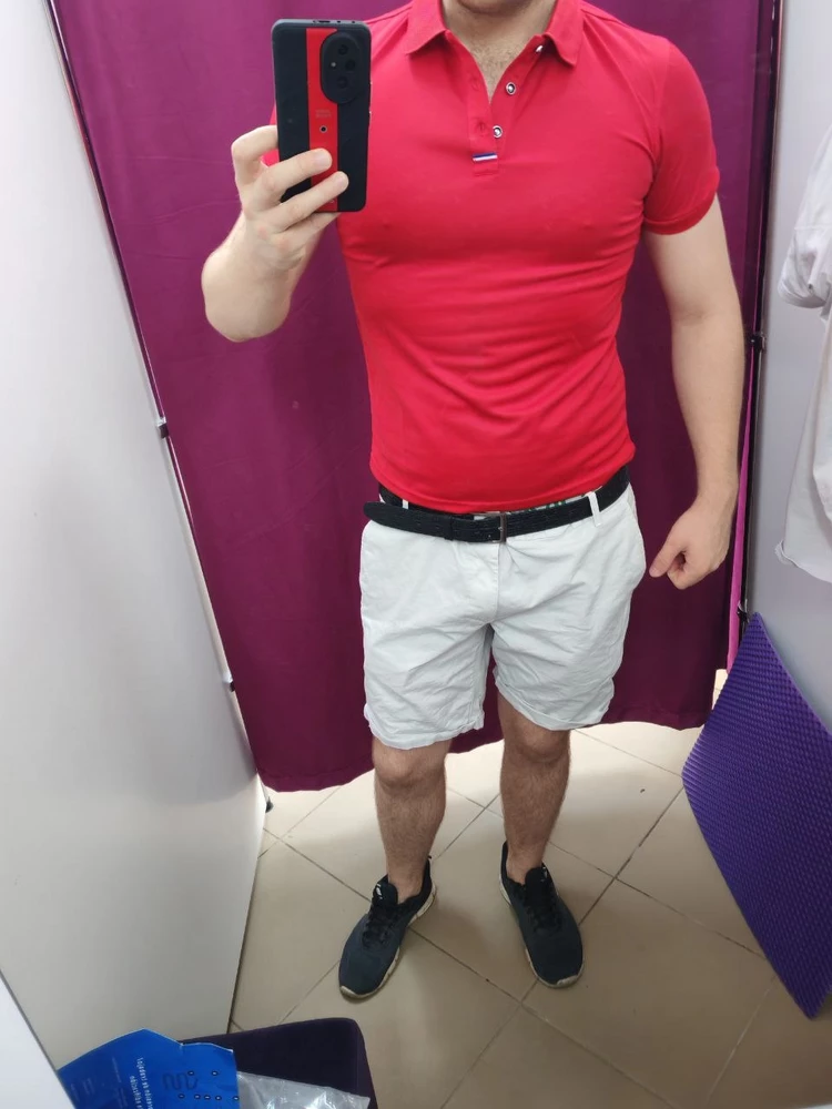 Футболка хорошего качества, муж взял для похода в спортзал. Продавца рекомендую