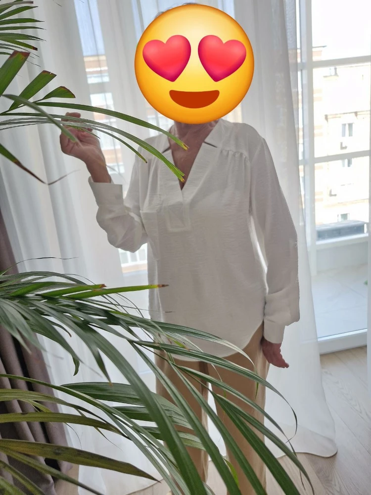 Интересный фасон. Взяла не думая, такая всегда нужна. Советую на все 100!!!