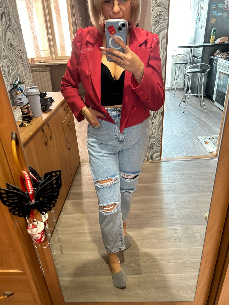 На 172 дыры выше чем колени. После стирки растянулись и оказались велики. Хотя брала были плотно по  *** .