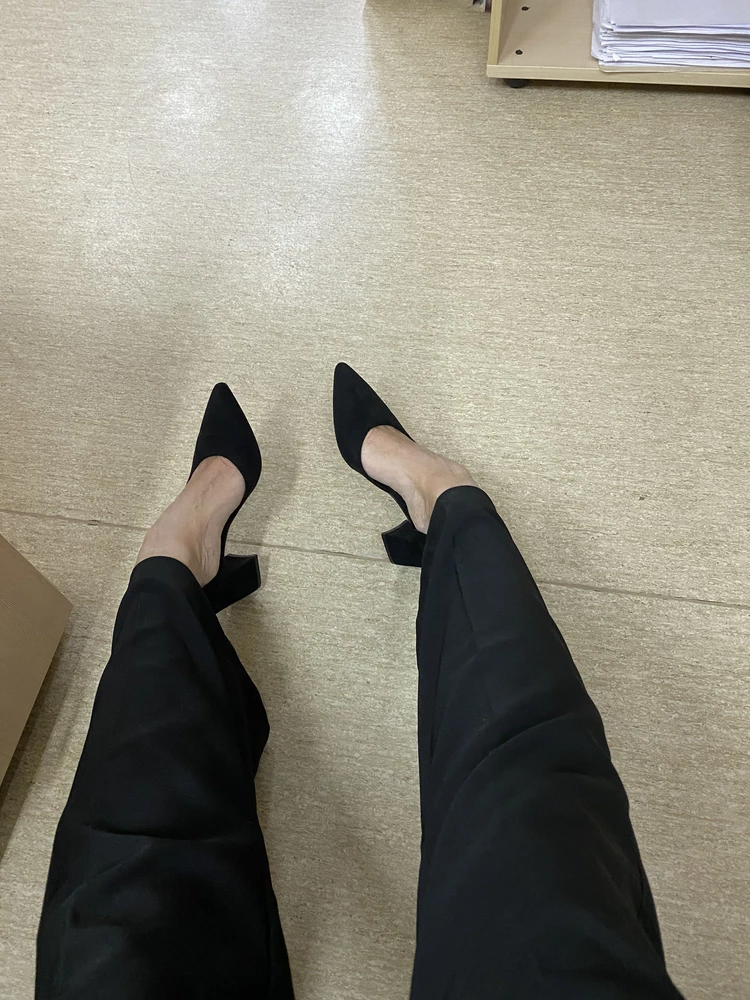 Прекрасные туфельки, каблук устойчивый, вид прекрасный!