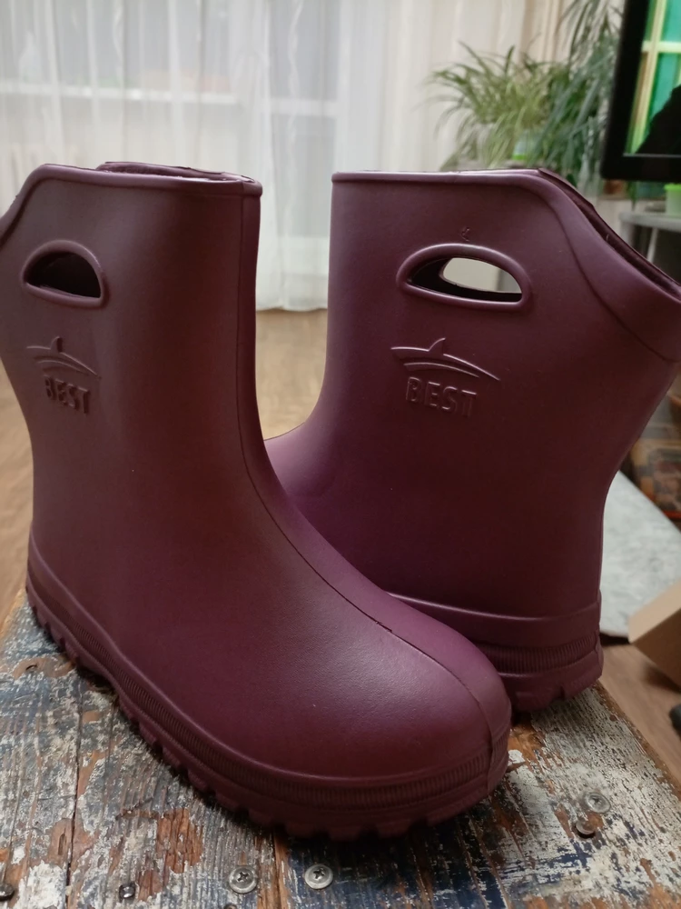 Мягко, свободно, легко! Для прогулки с собакой в дождь отлично!