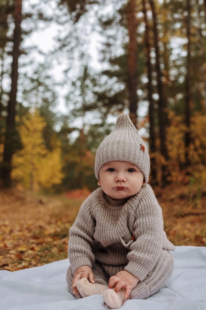 Это разрыв моего сердечка ❤️ Очень теплый и удобный костюм. Качественный! Нам в 6 месяцев конечно в притык штанишки, но мы крупные. Спасибо большое продавцу!