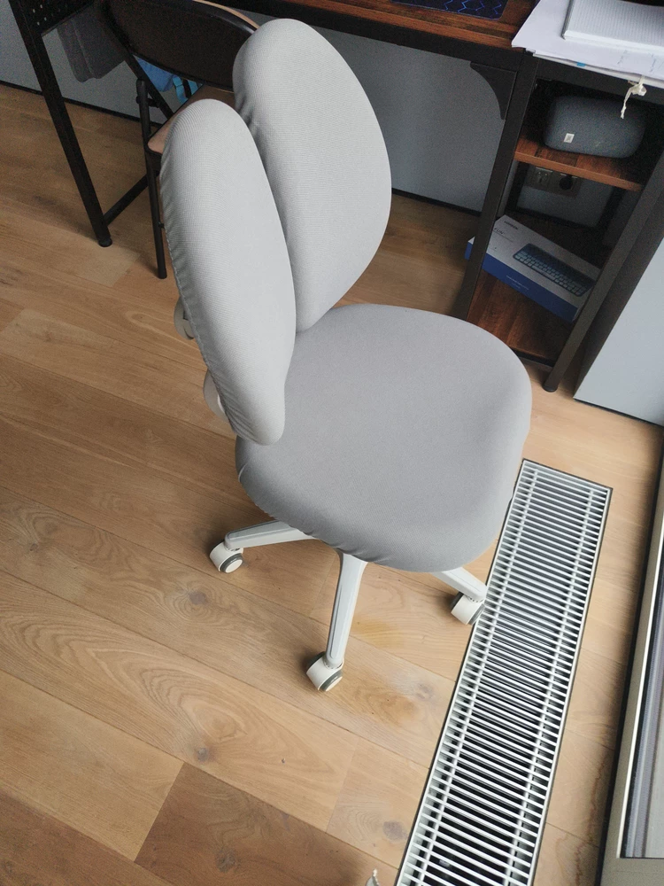 В целом очень неплохой стул, альтернатив данному стулу немного.