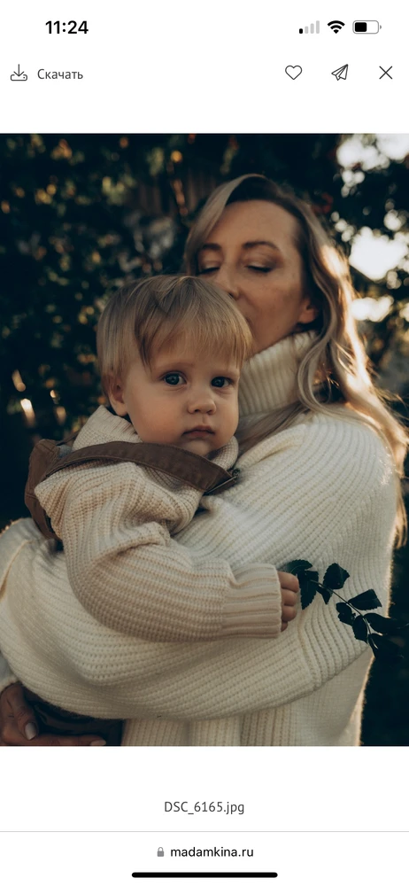 Красивый фактурный свитер❤️, покупала на фотосет. Теплый, носим на прогулки, собираем комплименты!