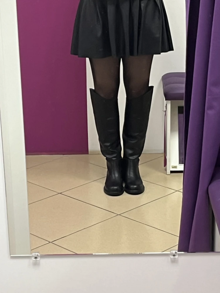 Они очень твердые. Нога должна быть xxxxxxxxs чтоьв сидели красиво