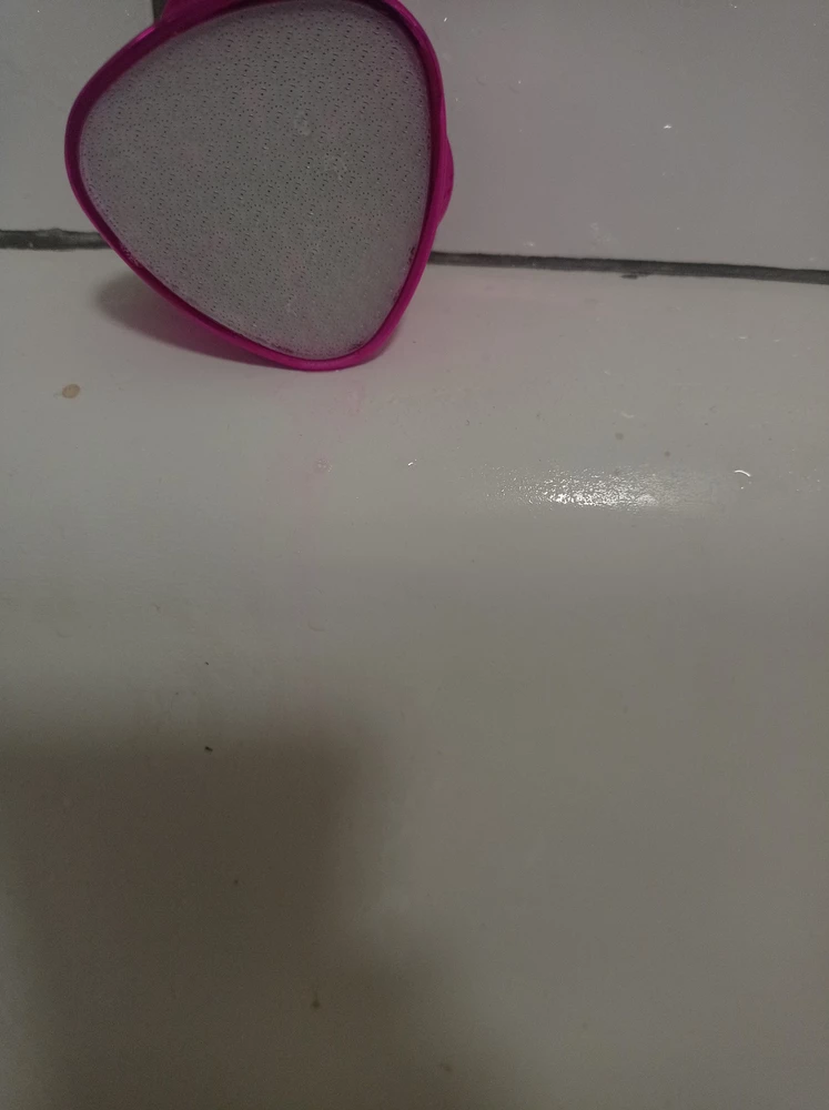 Терка классная, всем рекомендую!! Но неожиданно краска с неё потекла