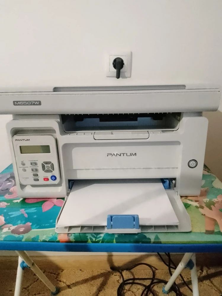 Брали сестре в подарок. Ей понравился.  Спасибо.