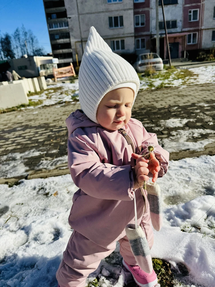 Носили ровно неделю, теперь лежит
 без дела. Не советую покупать