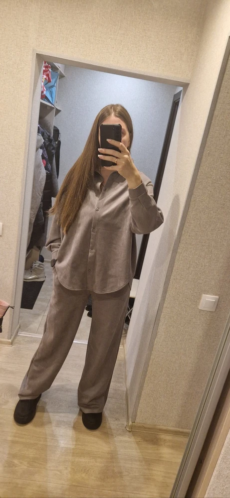 Очень мягкий,приятный к телу